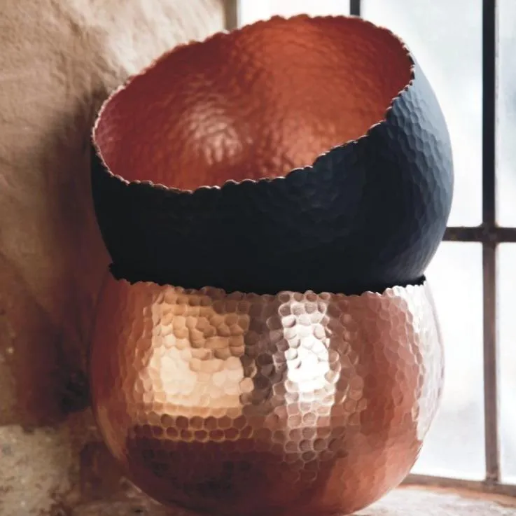 Black Marrakesh Hammered Bowl Planter